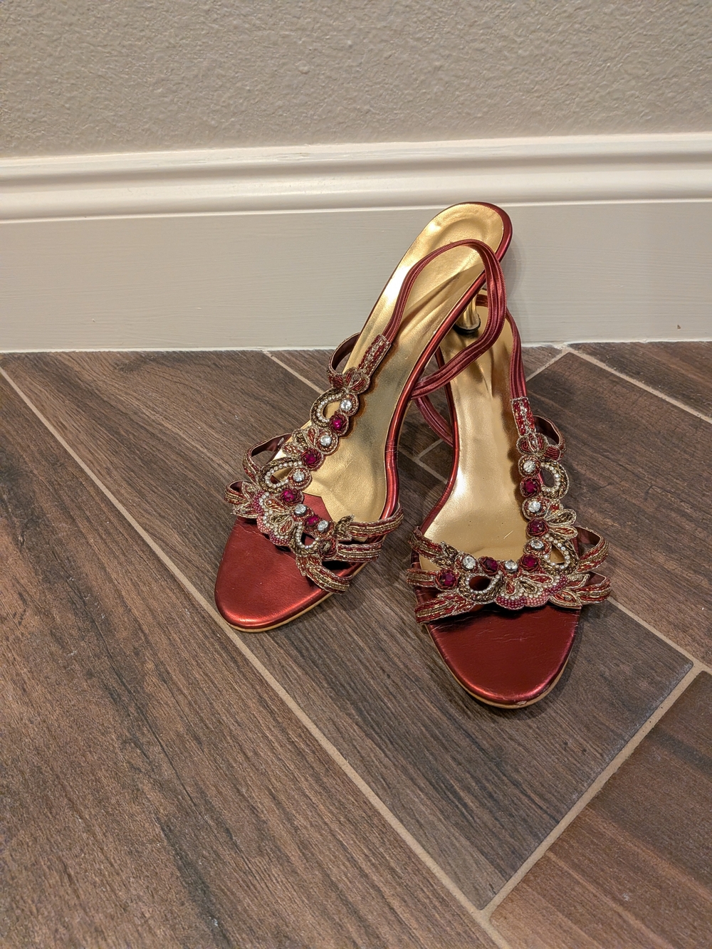Cranberry red metallic slingback heels, size 10